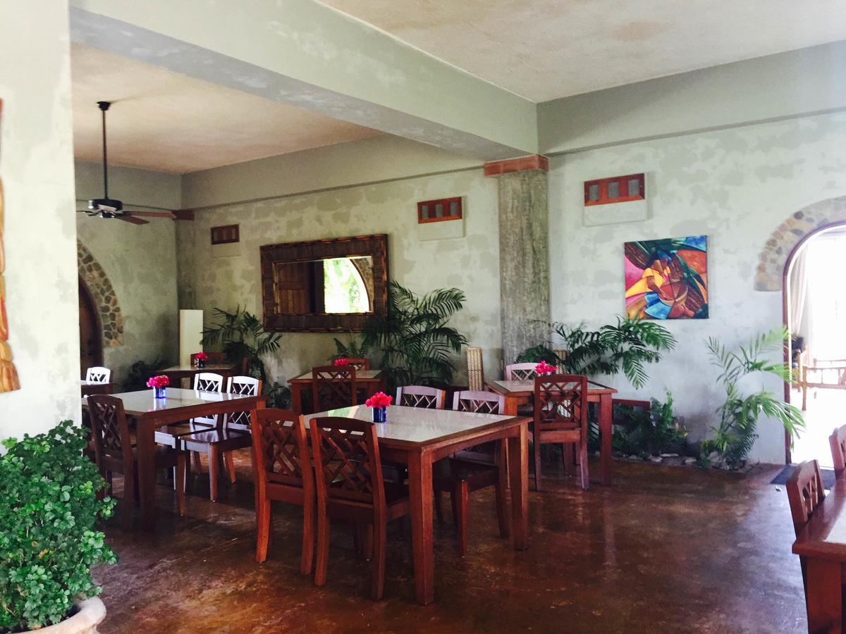 Almond Tree Hotel Resort Corozal Exterior foto