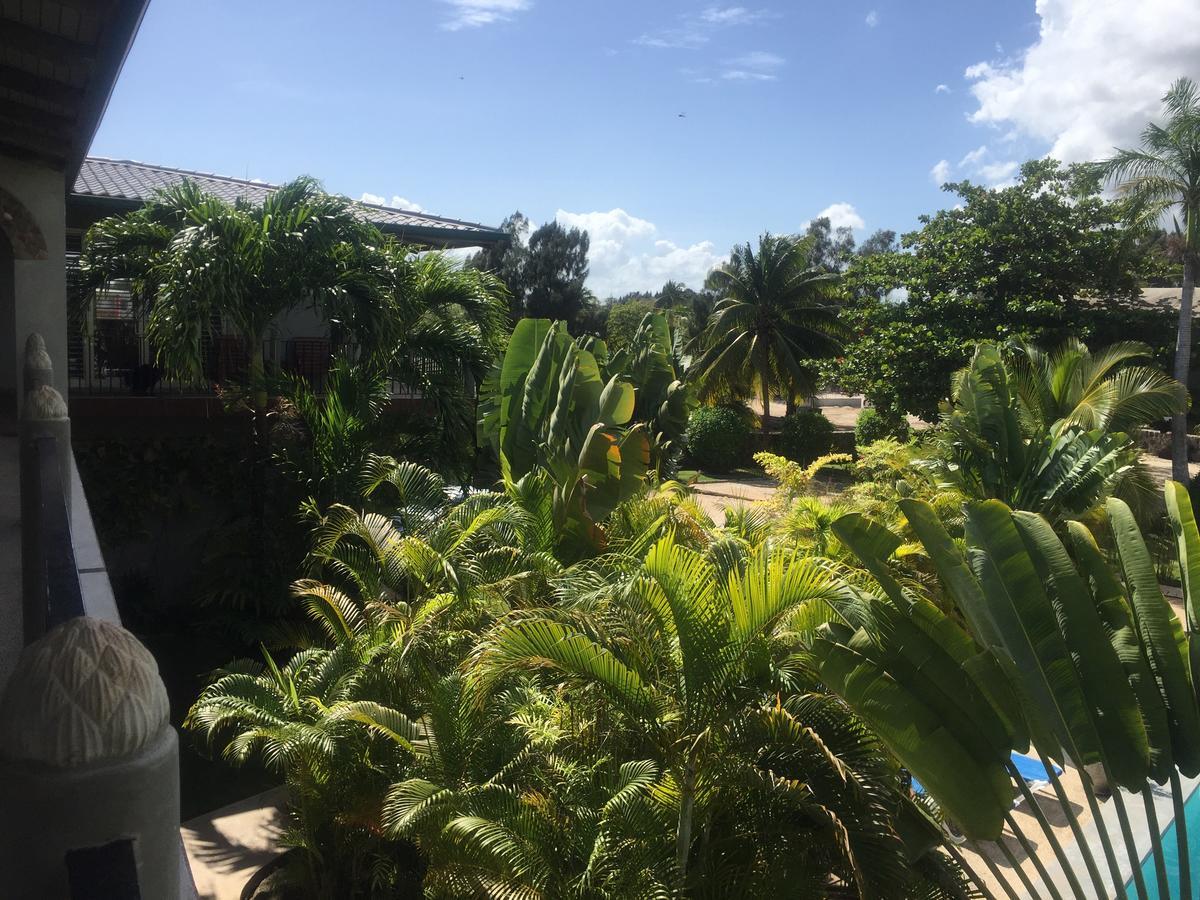 Almond Tree Hotel Resort Corozal Exterior foto